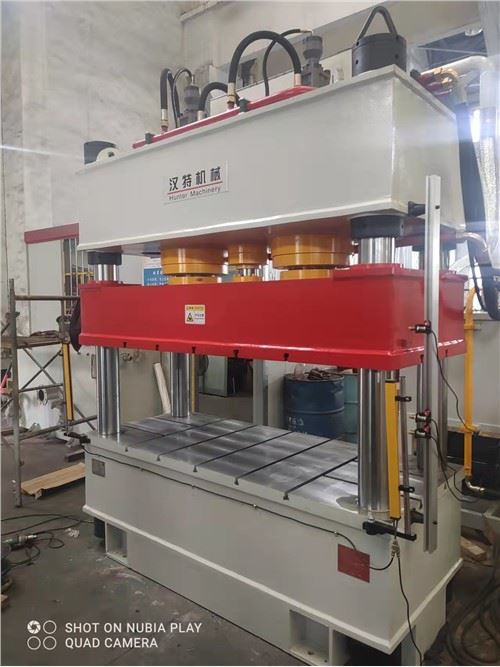 Gnéithe As 315 Ton Automotive Interior Molding Hydraulic Press